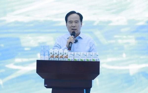 识“玩”明白了！首部乳业科普剧本杀上线九游会·j9网站这个六一伊利把牛奶知(图1)